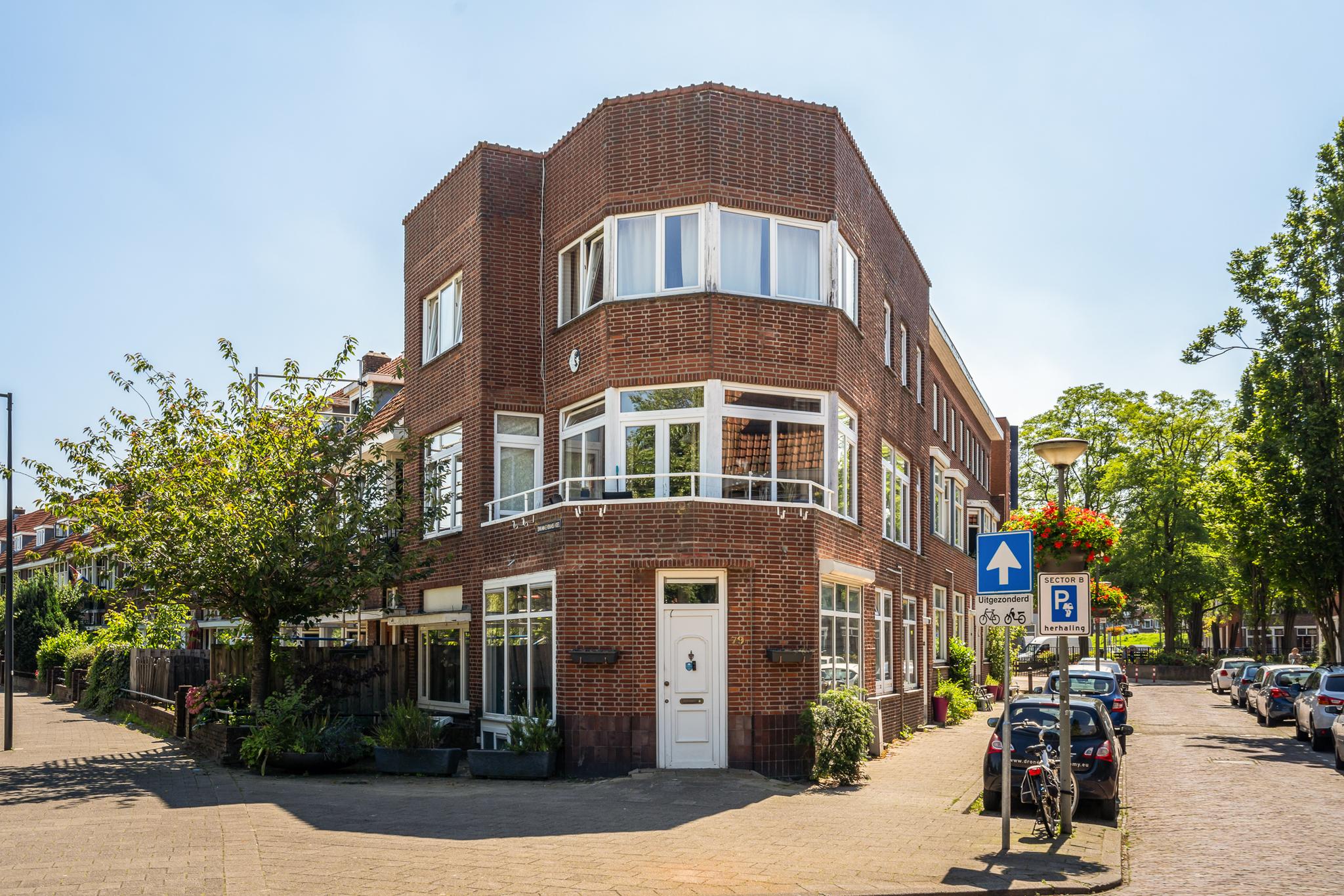 Een foto van Swammerdamsingel 79, Schiedam