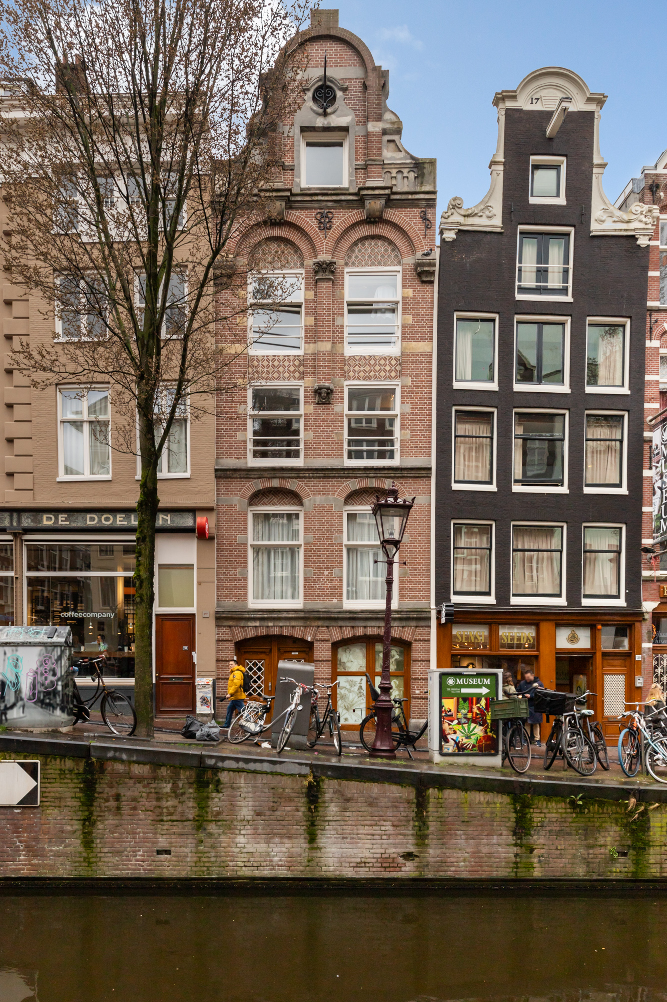 Een foto van Oudezijds Achterburgwal 152C, Amsterdam